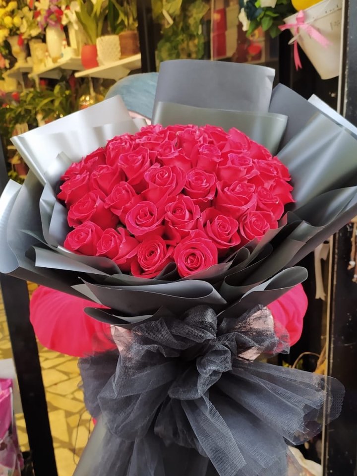 Bir Kucak Aşk, Eskişehir çiçekçi