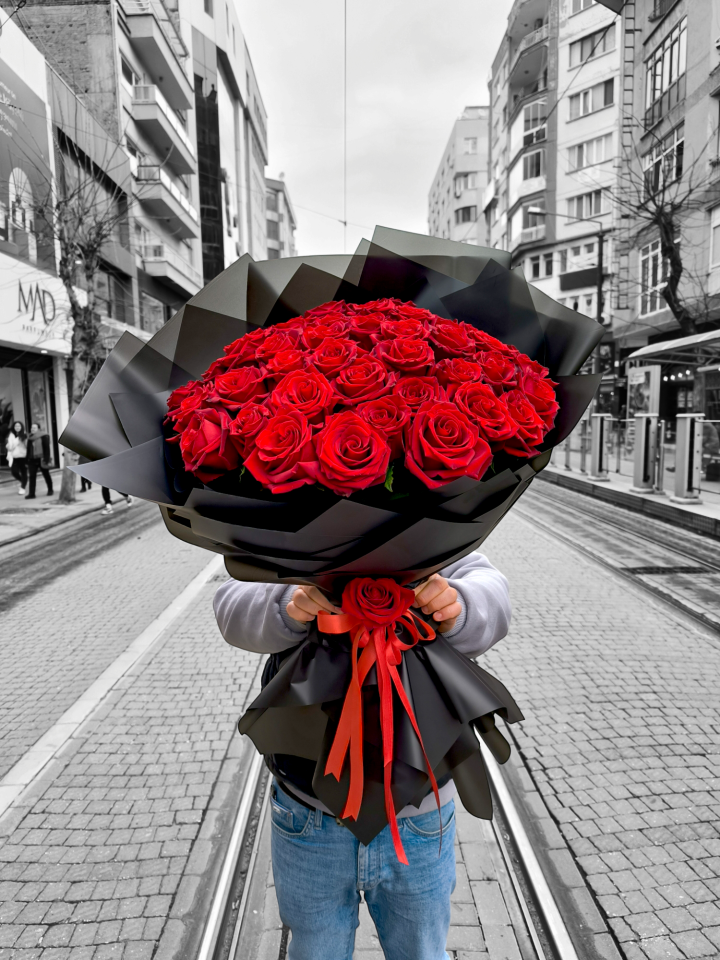 41 adet kırmızı gül buketi